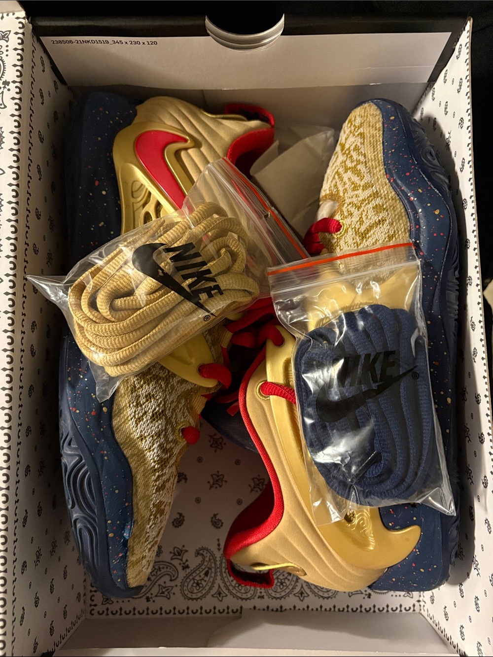 KD15 Basketball Shoes - Gold - Picture 8 of 16